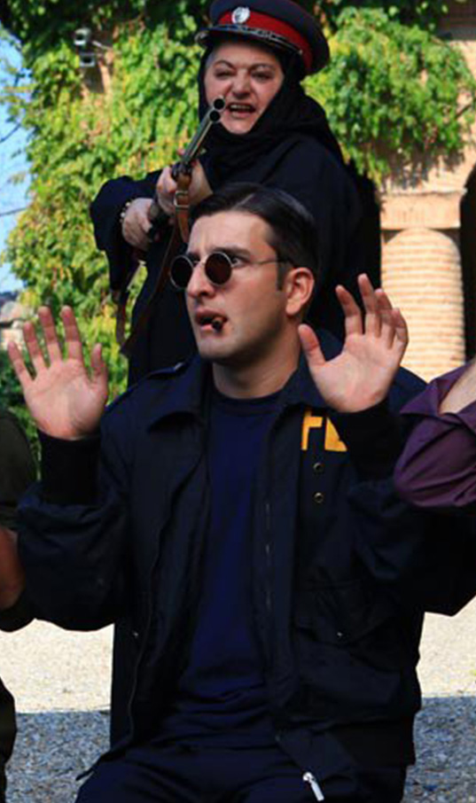 La bani, la cap, la oase