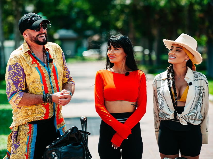 Asia Express | Drumul Eroilor