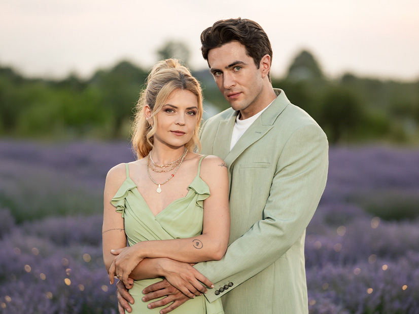 Destine cu parfum de lavandă