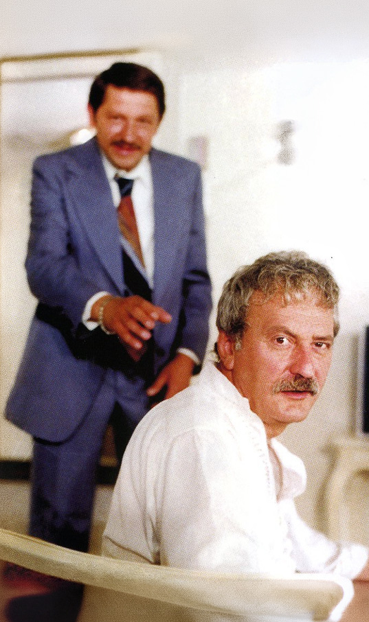 Nea Mărin Miliardar